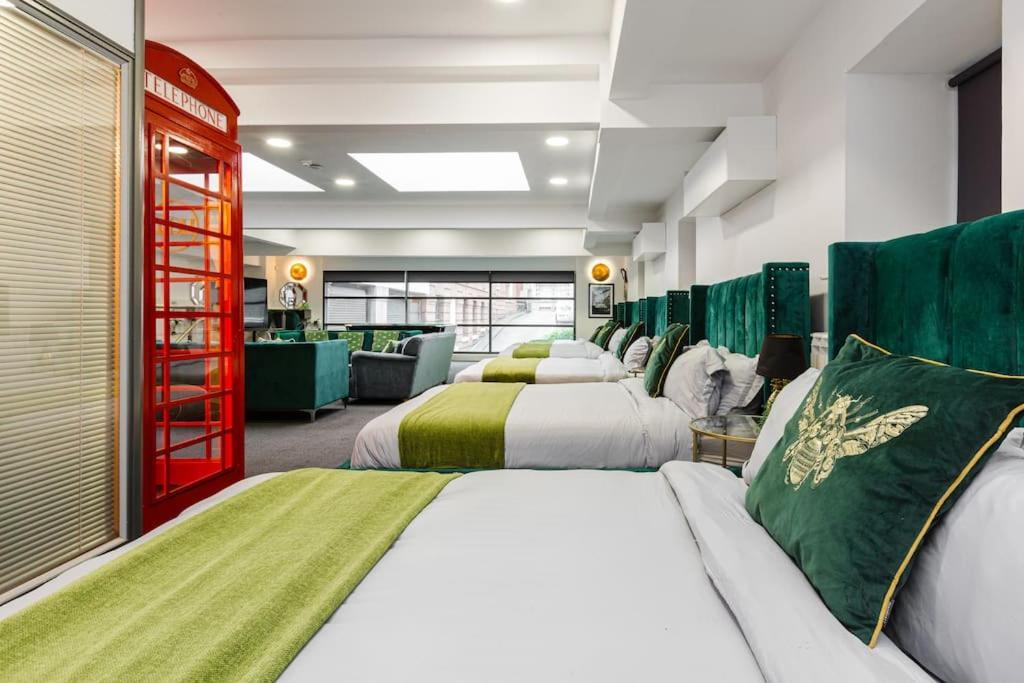 Vip Centre With Secure Free Parking * Liverpool