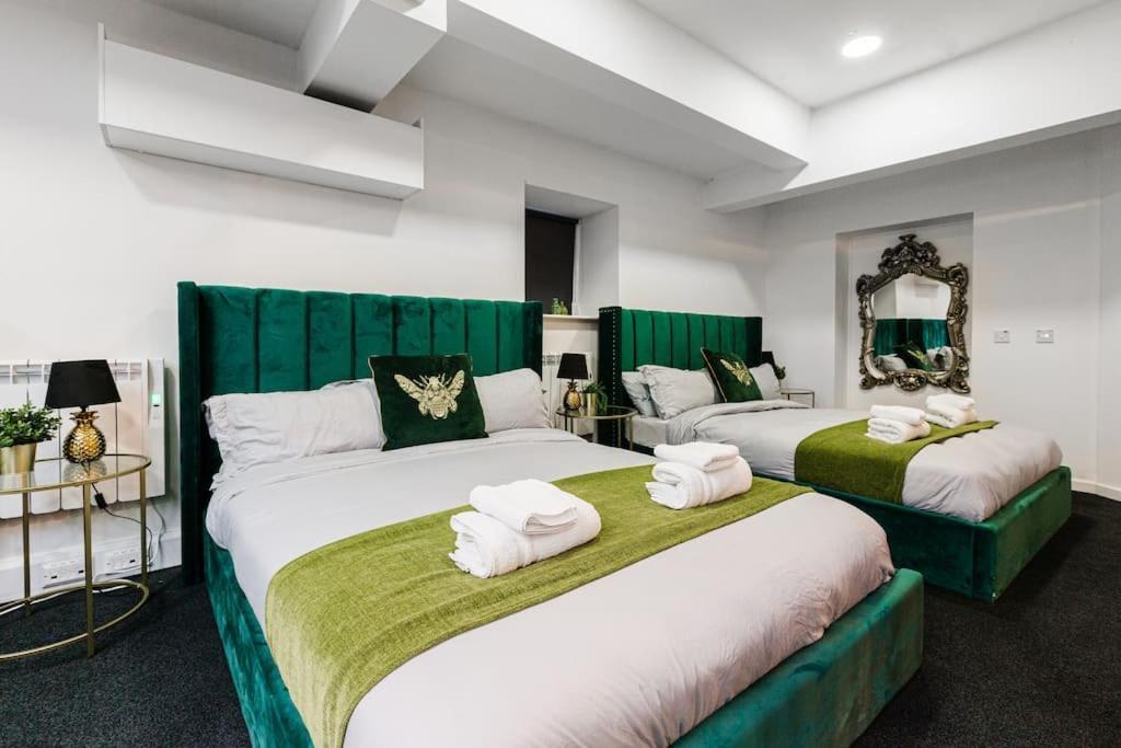 Vip Centre With Secure Free Parking Liverpool
